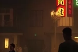 《手艺人：最后一把锯》封面，木工台面上的手锯与木屑